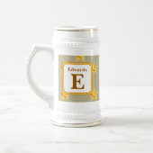 Stern Initiale E Gold Familienmonogramm Erinnerung Bierglas (Links)