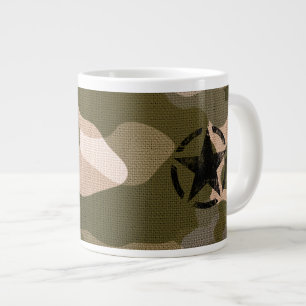 Stern-Schablone Vintage auf Tarnmuster Jumbo-Tasse