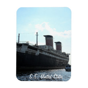 Sternansicht der S.S. United States Magnet