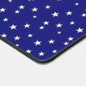 Sterne auf blauem Hintergrund Schreibtischunterlage (Ecke)