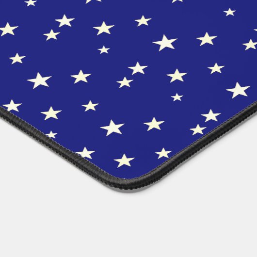 Sterne auf blauem Hintergrund Schreibtischunterlage (Ecke)