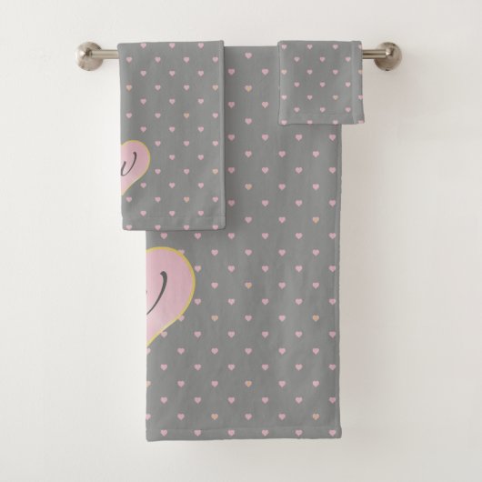 Sterne im Herzen auf Gray Towel Set (Insitu)