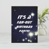 Sterne in Deep Space Dark Blue Happy Birthday Einladung (Stehend Vorderseite)