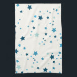 Sterne in verschiedenen Blautönen auf weiß Geschirrtuch<br><div class="desc">Sterne in verschiedenen Größen in verschiedenen Blautönen auf weißem Hintergrund. Eine schöne Ergänzung Ihrer Alltagsküche oder um in einen inspirierten Geschenkkorb für Hanukkah zu kommen. Ein schönes Handtuch,  das in der Küche als Küchentuch oder als Dekorationsstück hart für Sie arbeitet.</div>