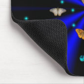 Sterne, Perlen und Schmetterlinge auf schwarz und  Mousepad (Ecke)