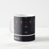 Sterne und einzigartiges Raumschiffmuster Kaffeetasse (Vorderseite Links)