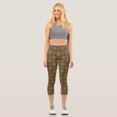 Sterne und Kreise in braun und grün Capri Leggings (Vorderseite)