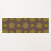 Sterne und Kreise in braun und grün Yogamatte (Vorderseite (Horizontal))