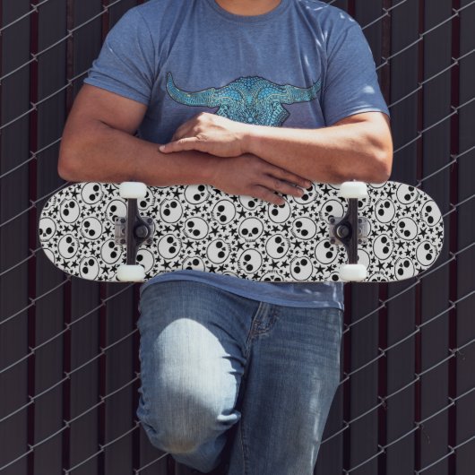 Sterne und Schädel Skateboard (Außenbereich 3)