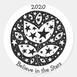 Sterne und Sternbilder Blume in Kosmos B/W Runder Aufkleber