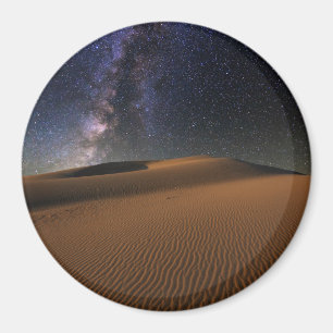 Sternenklarer Himmel über der Sanddünengobi-Wüs Magnet