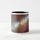 Sternexplosion Galaxie, Messier 82 Zweifarbige Tasse (Mittel)