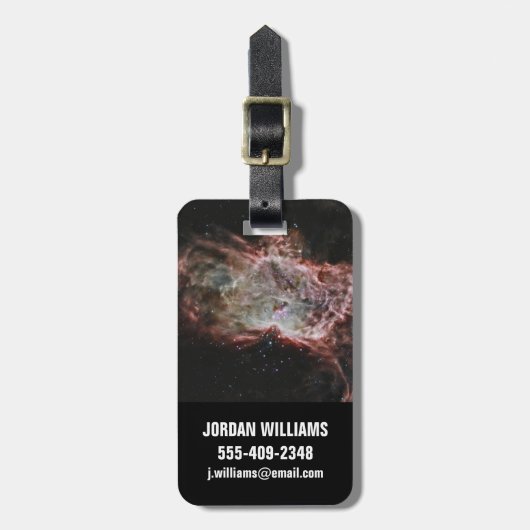 Sternhaufen im Zentrum des Flammennebels. Gepäckanhänger (Vorderseite vertikal)