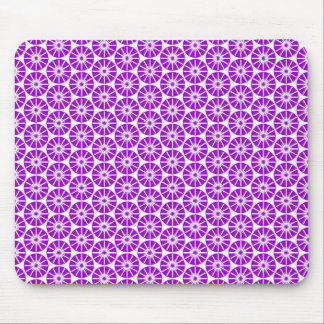 Sternradmuster - Lila auf Weiß Mousepad