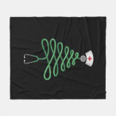 Stethoscope Christmas Tree Nurse Scrub Xmas Fleecedecke (Vorderseite (Horizontal))