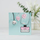  Stethoskop und einheitliche glückliche Krankenwoc Feiertagskarte (Stehend Vorderseite)