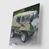 Steyr Puch Haflinger Quadratische Wanduhr (Winkel)