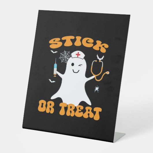 Stick or Treat Nurse Funny Halloween Costume Essen Sockelschild (Vorderseite)