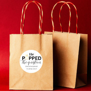 Sticker für die Verlobungsparty, er hat ihr einen 