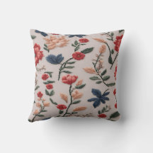 Stickerei Delikate Blume auf beigem Hintergrund