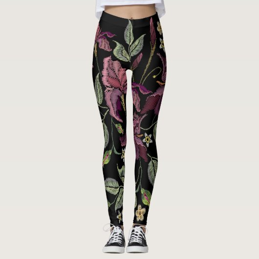 Stickereier Lila Irisschwarzer Hintergrund. Leggings (Vorderseite)