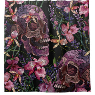 Stickereiskull und rosa orchid-Blume Duschvorhang