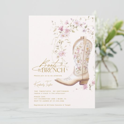 Stiefel & Brunch Rosa Blume Brautparty Einladung (Stehend Vorderseite)