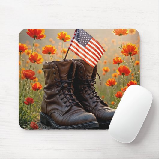 Stiefel mit Flagge und Mohnblumen Mousepad (Mit Mouse)