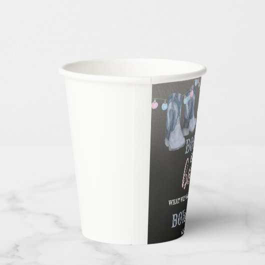 Stiefel oder Bogen Papiertasse. Pappbecher (Rechts)