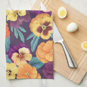 Stiefmütterchen auf Pflaumenviolett Geschirrtuch (Viertel Falte)