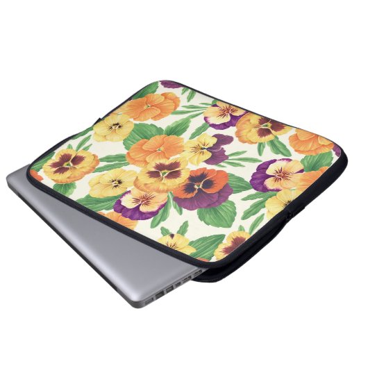 Stiefmütterchen auf weißlich laptopschutzhülle (Vorne Knopf)