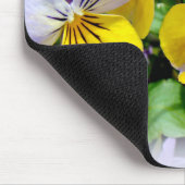 Stiefmütterchen - Lila und gelb Mousepad (Ecke)
