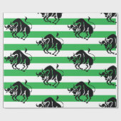 Stier-Horoskop-Silhouette auf grünem Streifen Geschenkpapier (Flach)