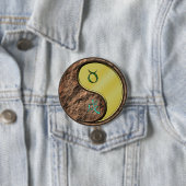 Stier & Metallhund Button (Beispiel)