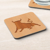 Stier-Silhouette graviert auf hölzernem Entwurf Getränkeuntersetzer (Linke Seite)