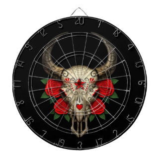 Stier-Zuckerschädel mit Roten Rosen auf Schwarzem Dartscheibe