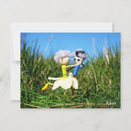 Stijldansende Fubby's in Narcissen jurk. Postkarte