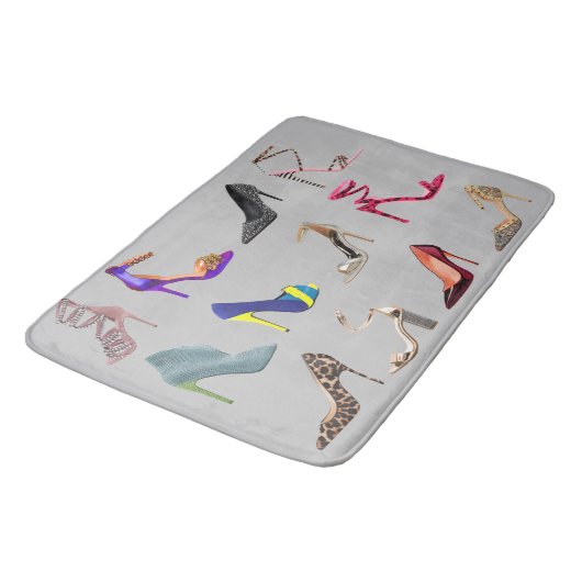 Stilett-Absatz-Collage Badematte (Schrägansicht)