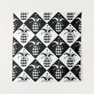 Stilisierte Ananas. Hut und Rhombus Harlequin. See Wandteppich