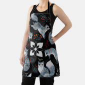 Stilisierte blaue Füchse mit aufwendigen floralen  Schürze (InSitu)