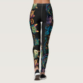Stilisierte Cat Tribe Colors auf Black Frieze Leggings (Rückseite)