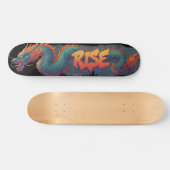 Stilisierte Graffiti Dragon Mural mit Bold 'RISE' Skateboard (Horizontal)