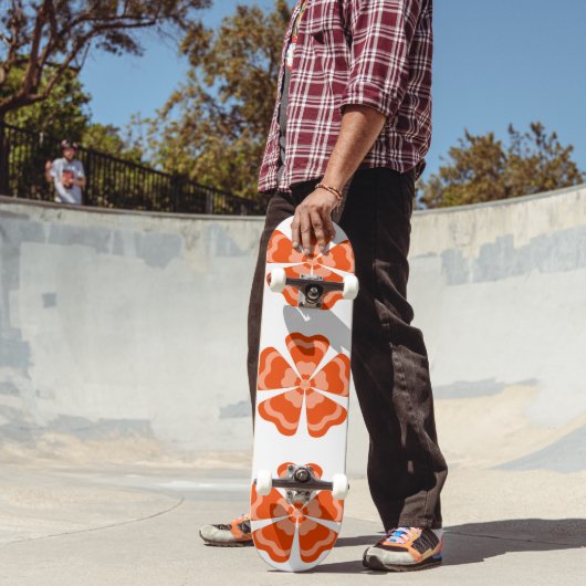 Stilisierte orange Retro-Blume Skateboard (Außenbereich 2)