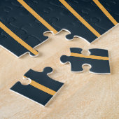 Stilisierte Sonne-Mond, dunkle Meeresdarstellung. Puzzle (Seite)