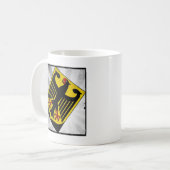 Stilisierter deutscher COA Kaffeetasse (Vorderseite Links)
