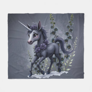 Stilisiertes Einhorn in floraler Pracht. Fleecedecke