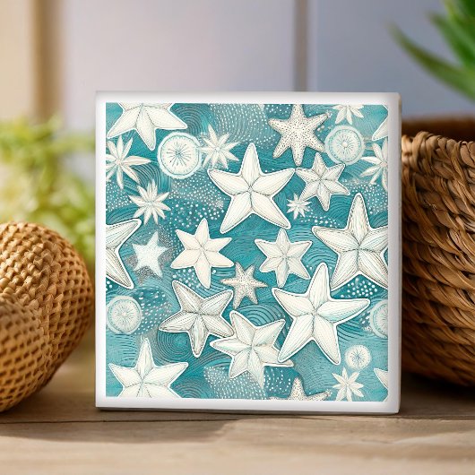 Stilisiertes Muster aus Seesternen und Sanddollars Fliese