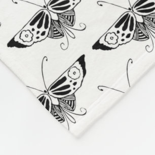 Stilistischer Art-Deco-Schmetterling - schwarz-wei Fleecedecke