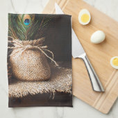 Still Life Peacock Feathones Pinecones Geschirrtuch (Viertel Falte)