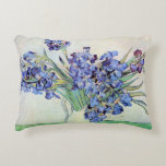 Still Life Vase mit Irisch von Vincent van Gogh Dekokissen<br><div class="desc">Stillleben: Vase mit Iren von Vincent van Gogh ist ein Vintager Post-Impressionismus der schönen Kunst noch Leben florale Natur Malerei. Ein Bouquet lavender bärtigen Iris-Blume aus einem Frühlingsgarten. Die Vase ist wie ein Krug geformt und voll von Liebe und Romantik lila Blüten. Über den Künstler: Vincent Willem van Gogh (1853-1890)...</div>